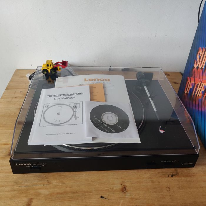 Pick up /picap /Lenco L-3867USB -preamplificat-