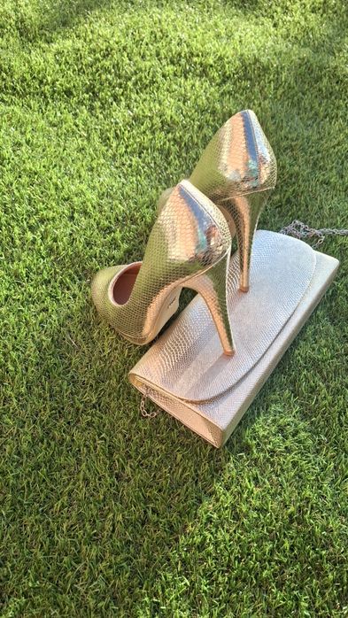 Дамски обувки с чанта няколко варианта