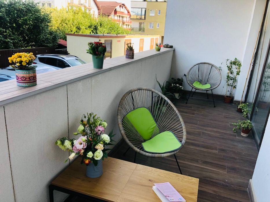 Brasov 13 Decembrie  2 decomandate 295000 euro