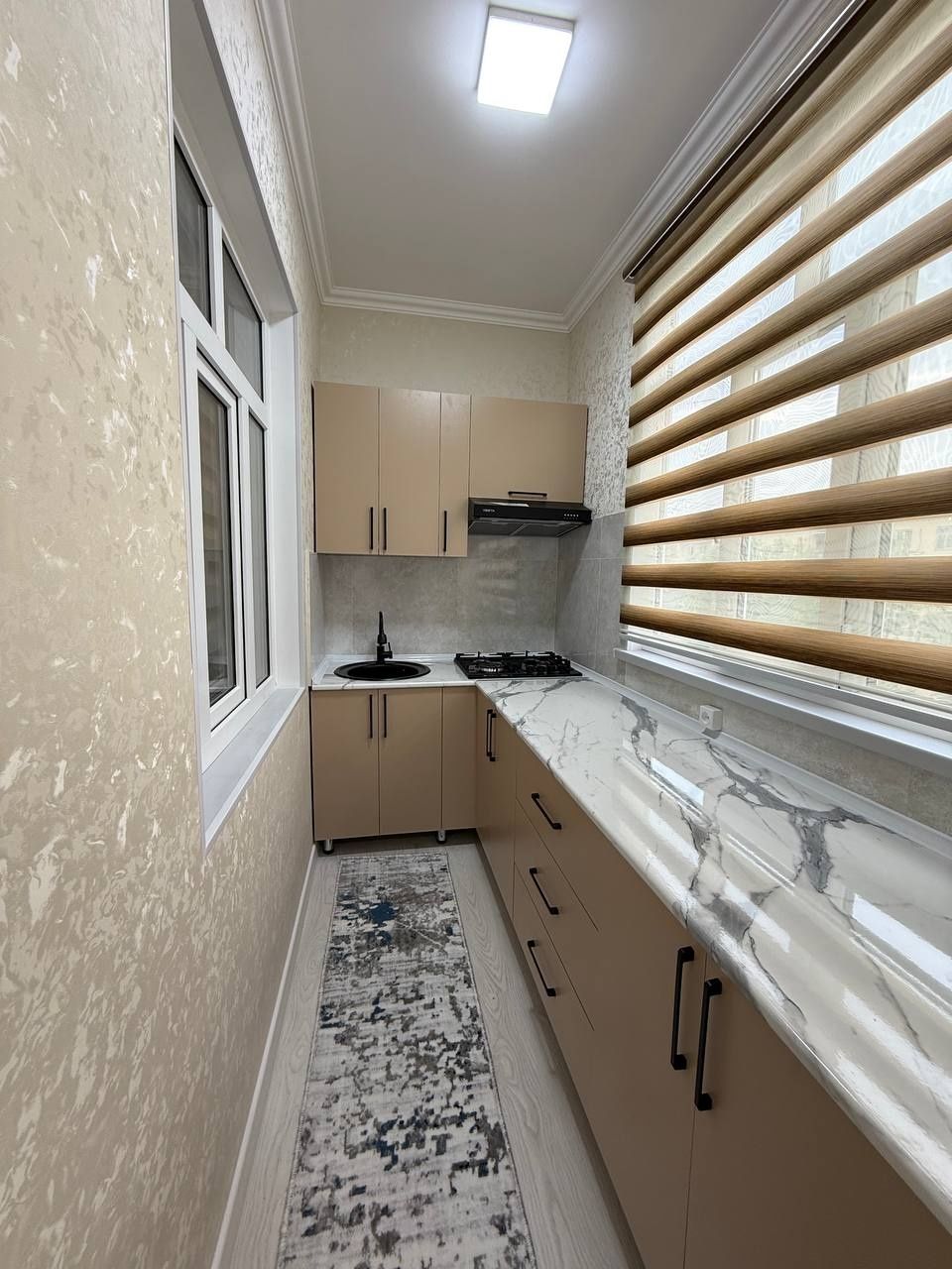 Продаю 2 ком квартира 3 этаже 4 этажного дома, Авиосозлар 1.