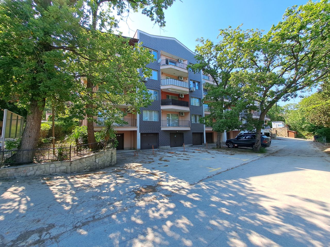 Продава се Двустаен апартамент в к.к. Златни пясъци - 55 кв.м за 1546 €/кв.м - Снимка #18