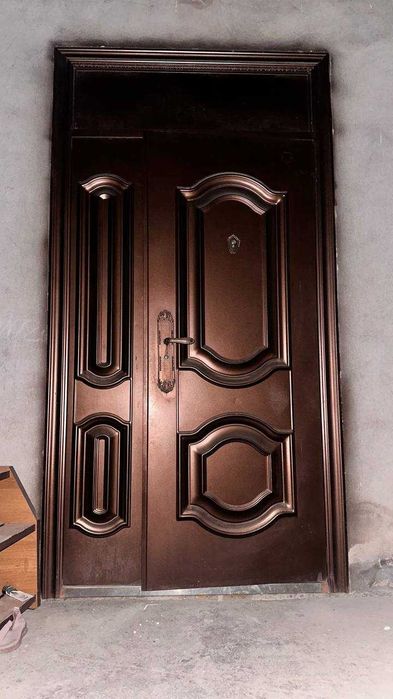 Железная дверь входная