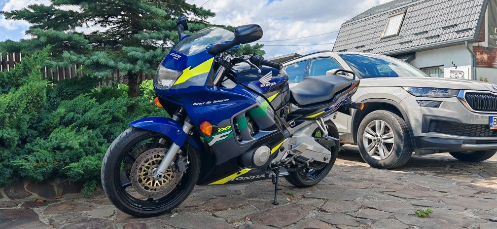 Honda CBR 600F 110 cp impecabila
