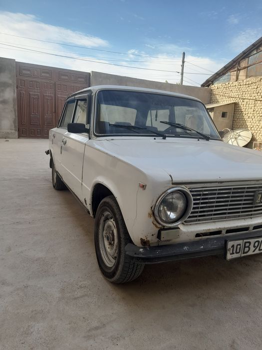 Ваз 21011 сотилад
