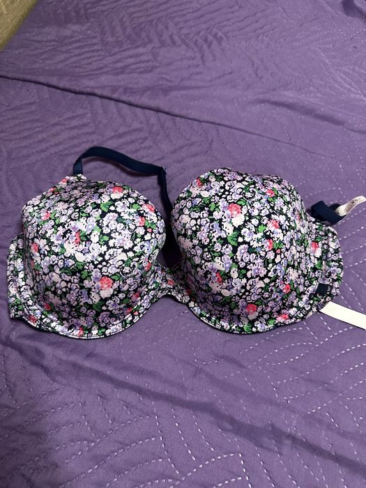 Сутиени Victoria’s Sectert