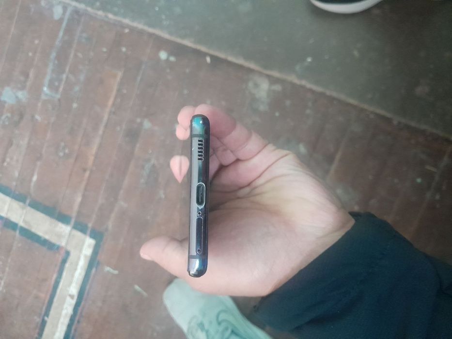 Samsung s21 5g vetnam srochna yana otberamiz narxini