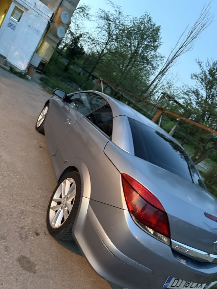 Opel astra h cabrio