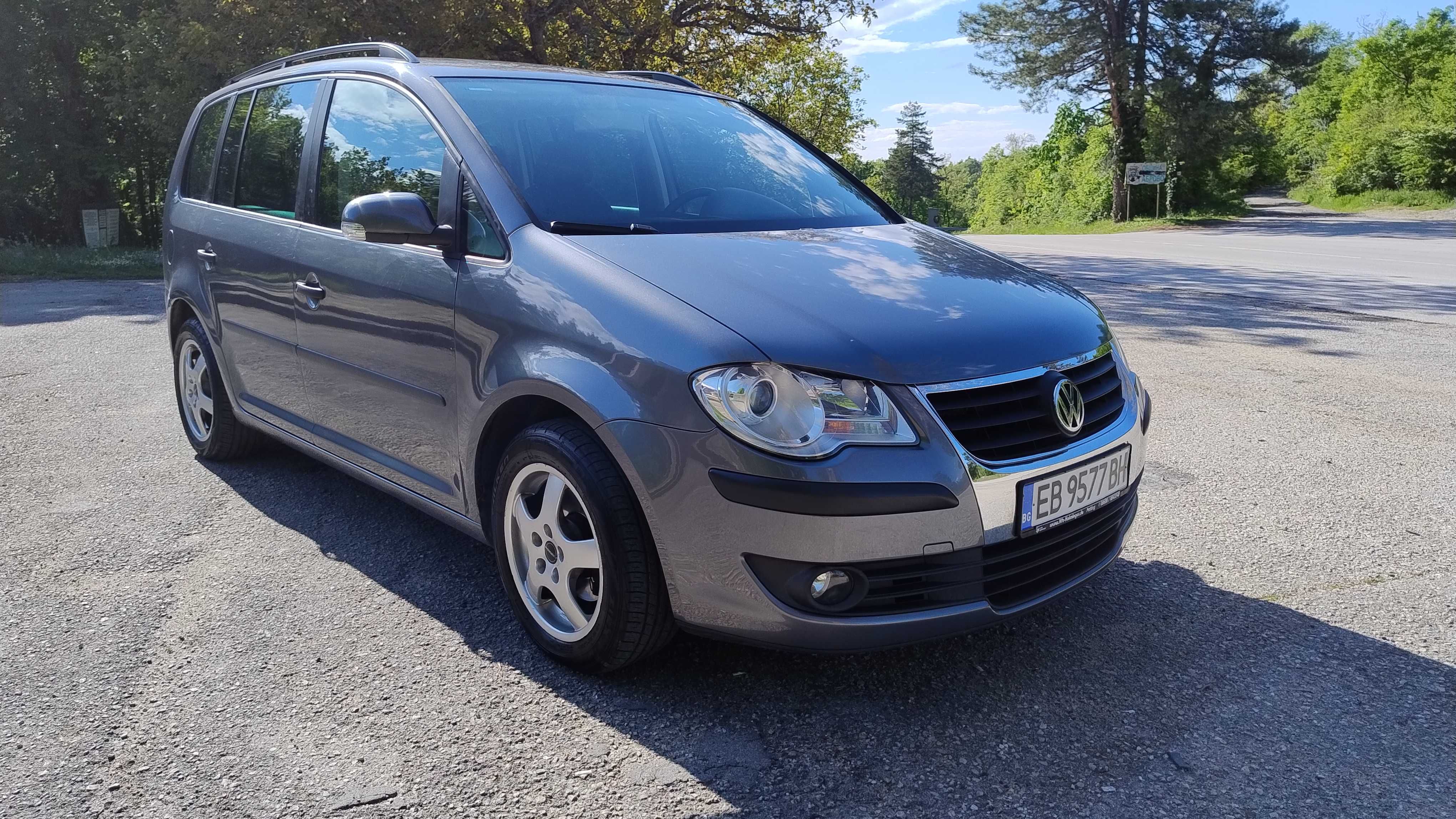 VW Touran 1.9TDi КАТО НОВ