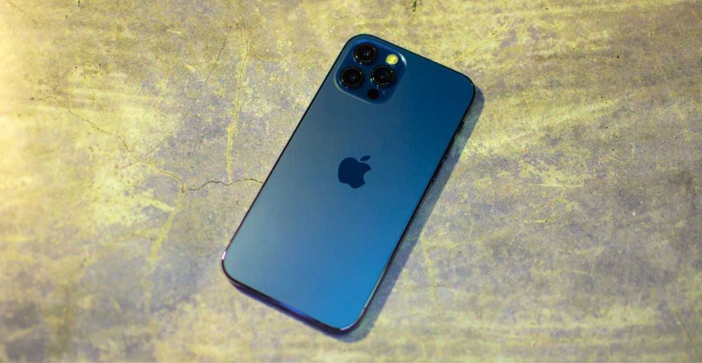 Айфон 12 про темно синий