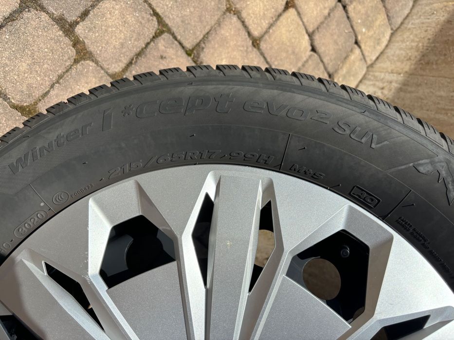 Urgent! Jante otel+anv iarna+capace Audi Q3 Tiguan 2 Kodiaq 215 65 17