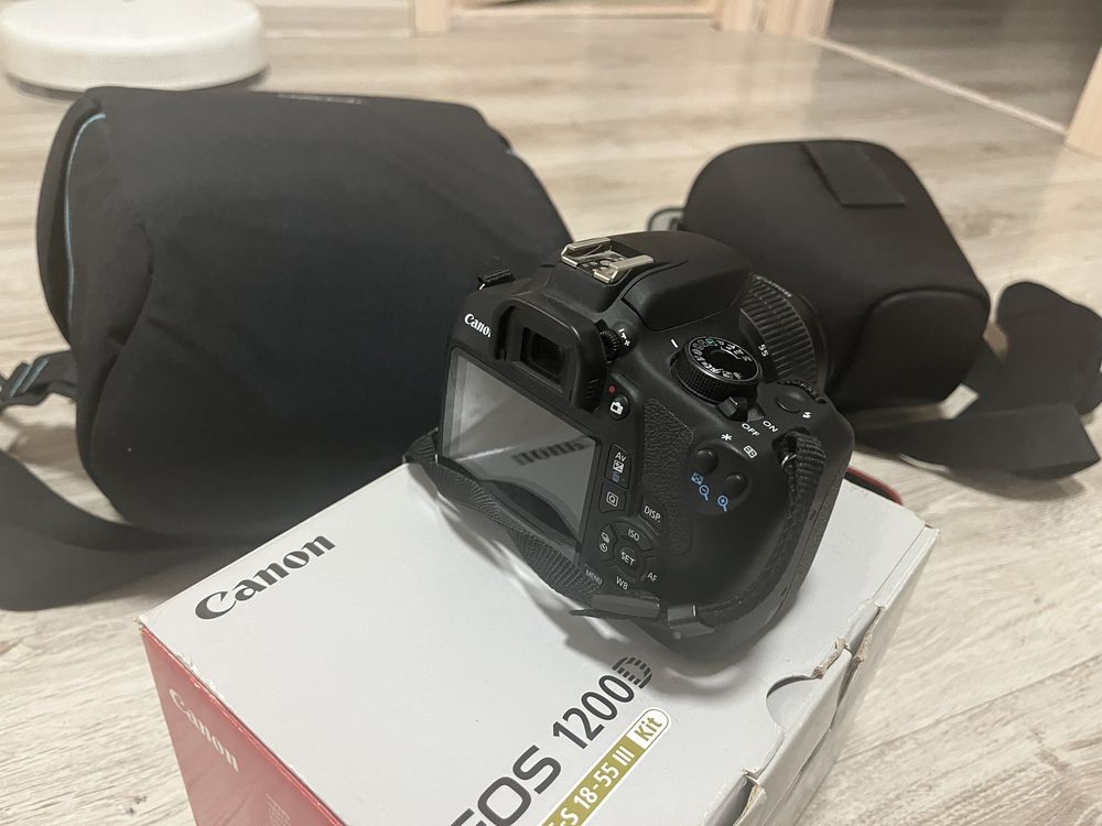 Canon D600 eos1200