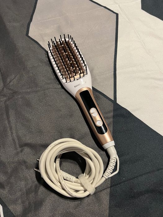 Vând perie pentru păr