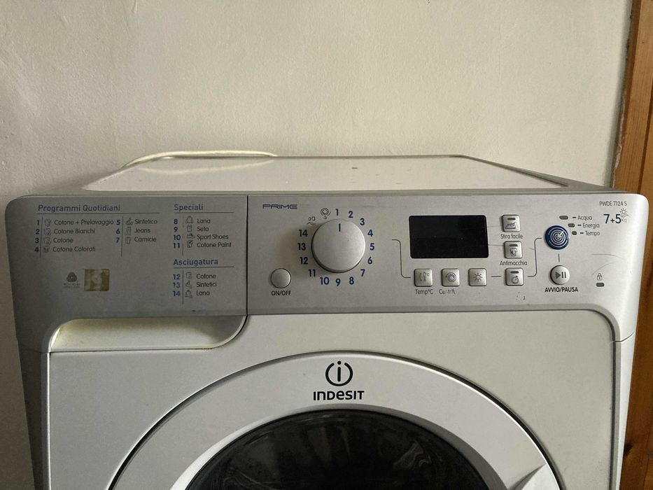 Пералня със сушилня INDESIT WIDL126