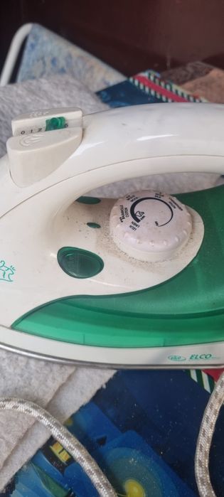 Fier de calcat, aparat de masaj