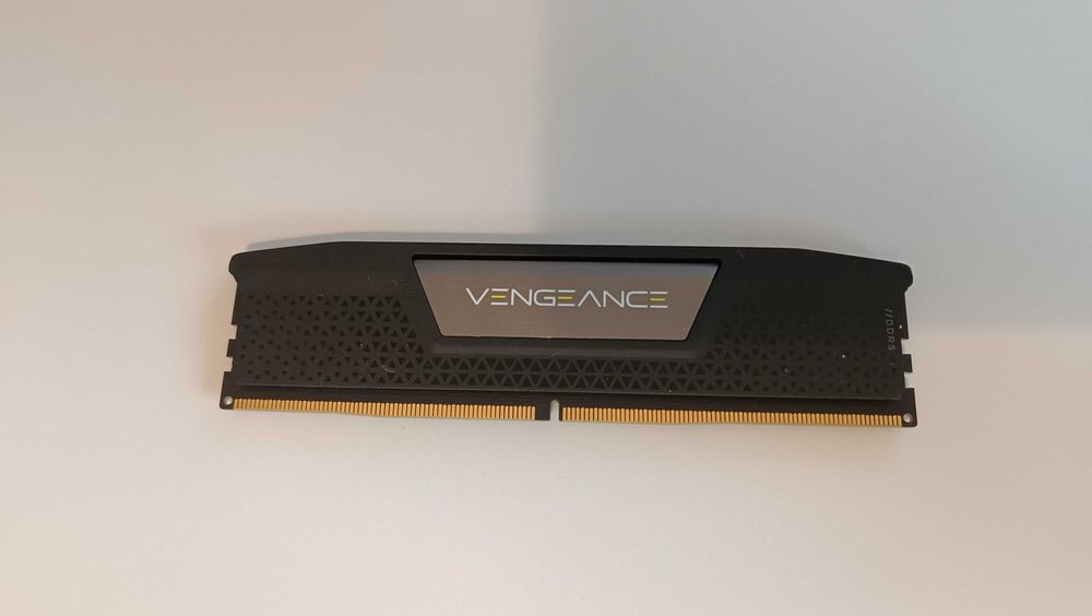RAM памет Corsair Vengeance DDR5 16GB