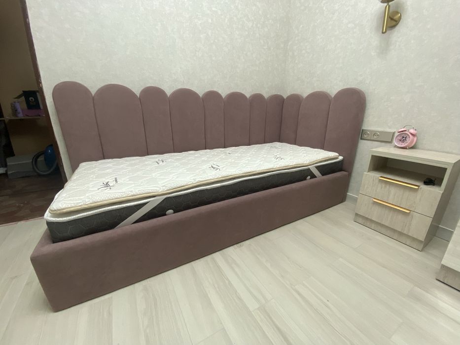 Кровать односпальная