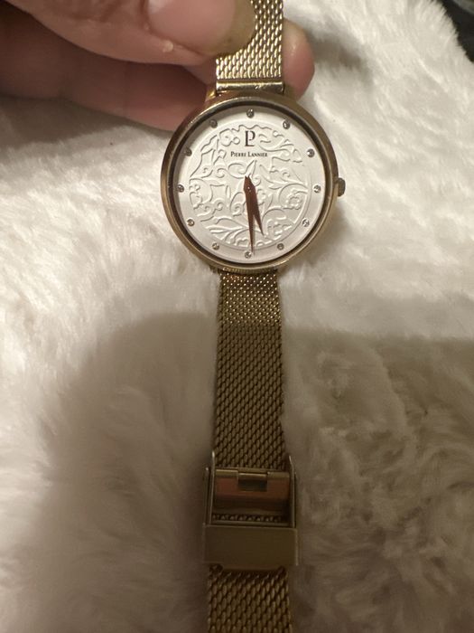 Часовник Pierre Lannier 030M502 от колекция Grace