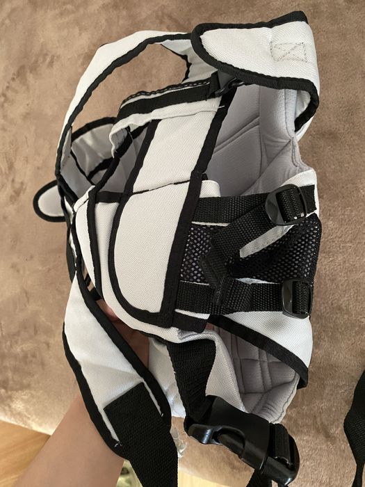 Marsupiu Chicco + Babynest Cadou