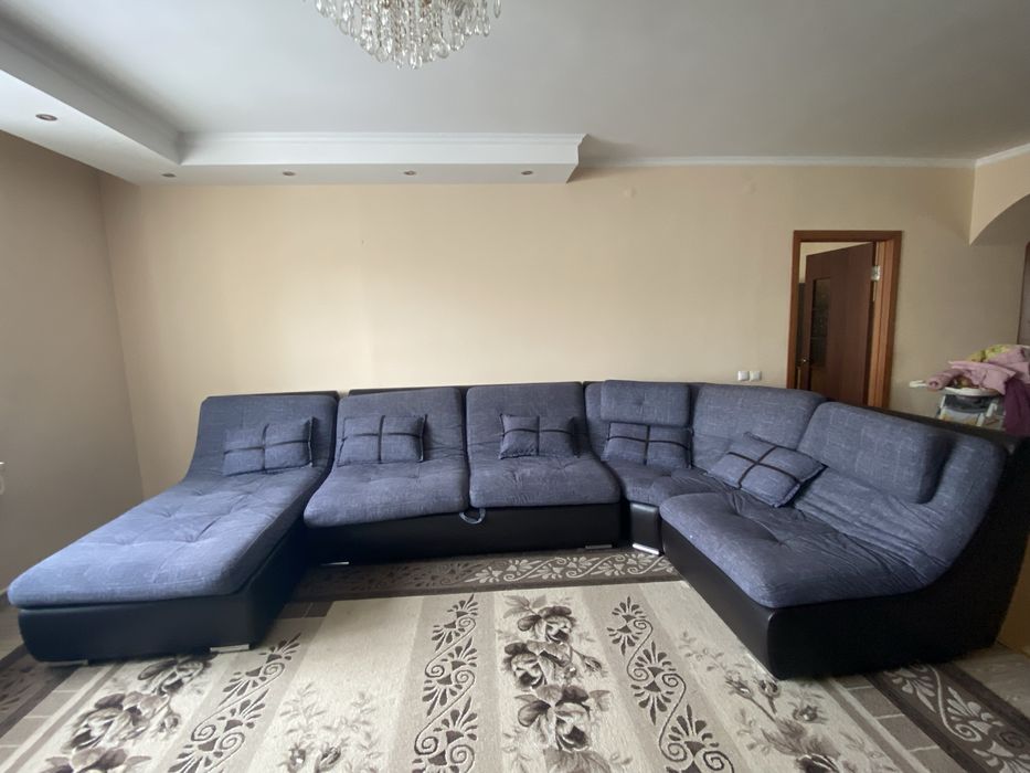 продам диван в отоичном состоянии