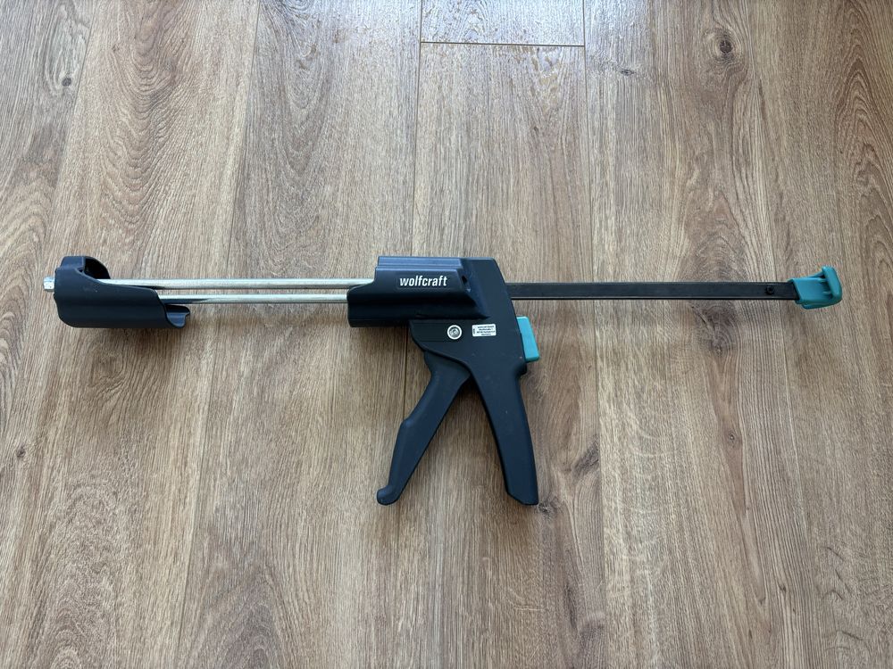 Пистолет за силикон Wolfcraft MG 600 PRO