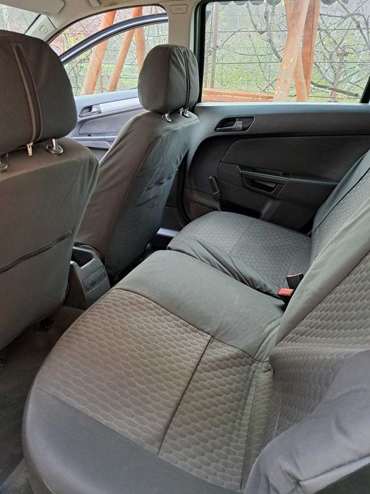 DE VÂNZARE – Opel Astra H Caravan 1.9 CDTi (100 CP), 2006 – 1700 €