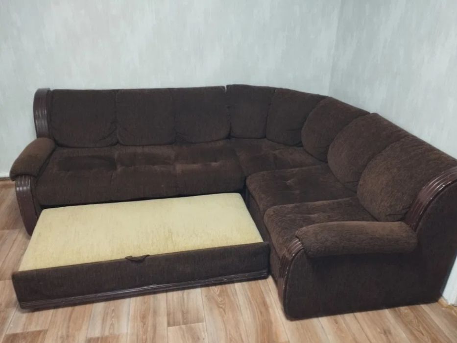 Диван угловой с креслом