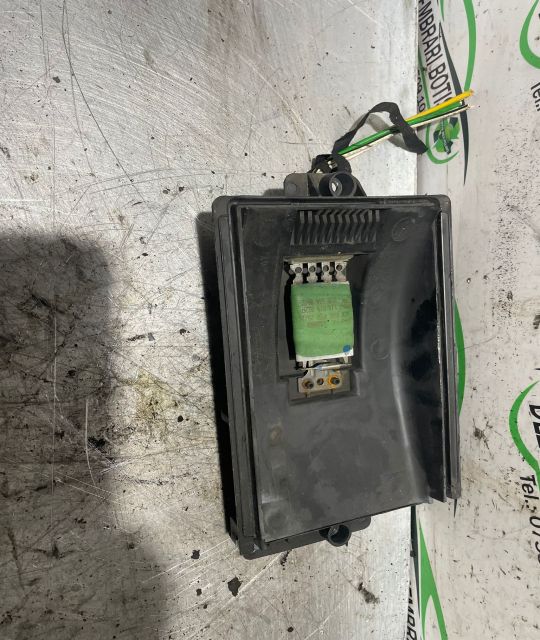 Siguranta trepte aeroterma Volkswagen VW Golf a 4-a generatie