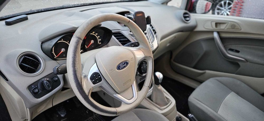 Ford Fiesta 2010 – Benzină, 1.25, 60 CP –  135.000 km