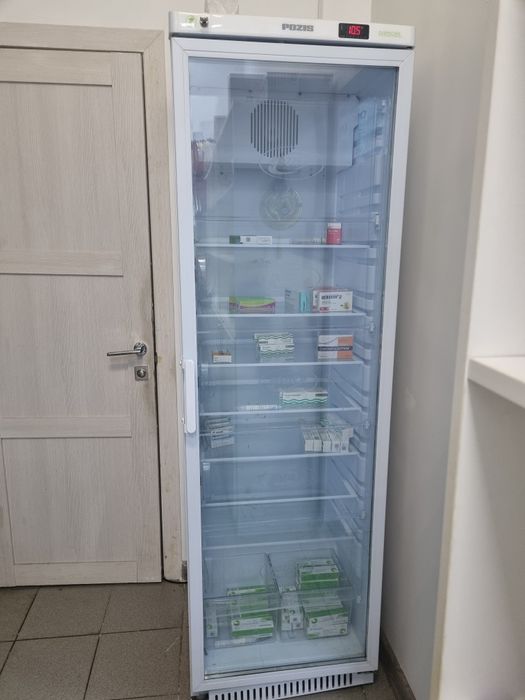 Продам фармацевтический холодильник