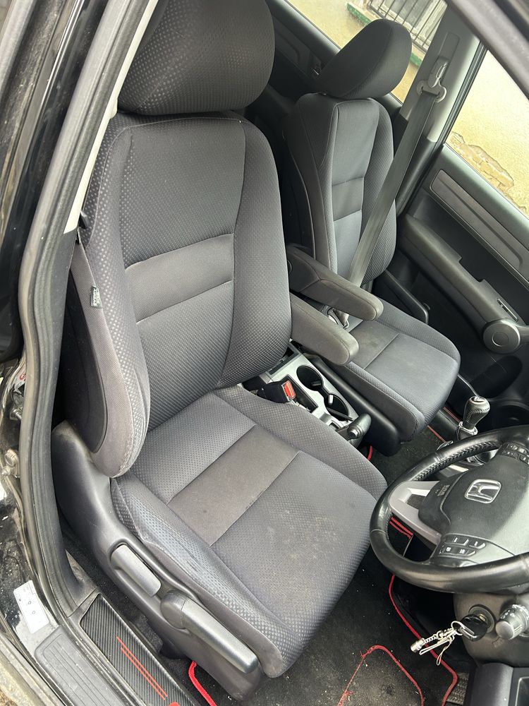 Хонда црв3 2,2д 140кс на части/Honda CR-V 2,2 i-ctdi 140ks na chasti