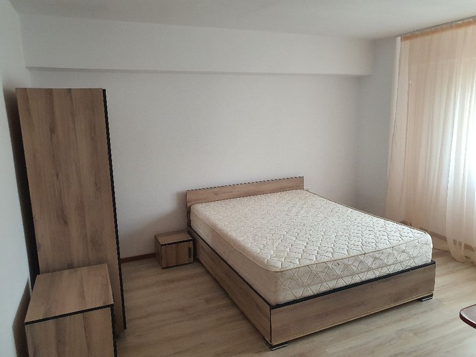 Inchiriez apartament 1 cam