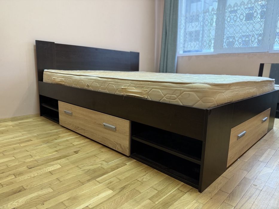 Спалня 160/200 с подматрачна рамка и матрак