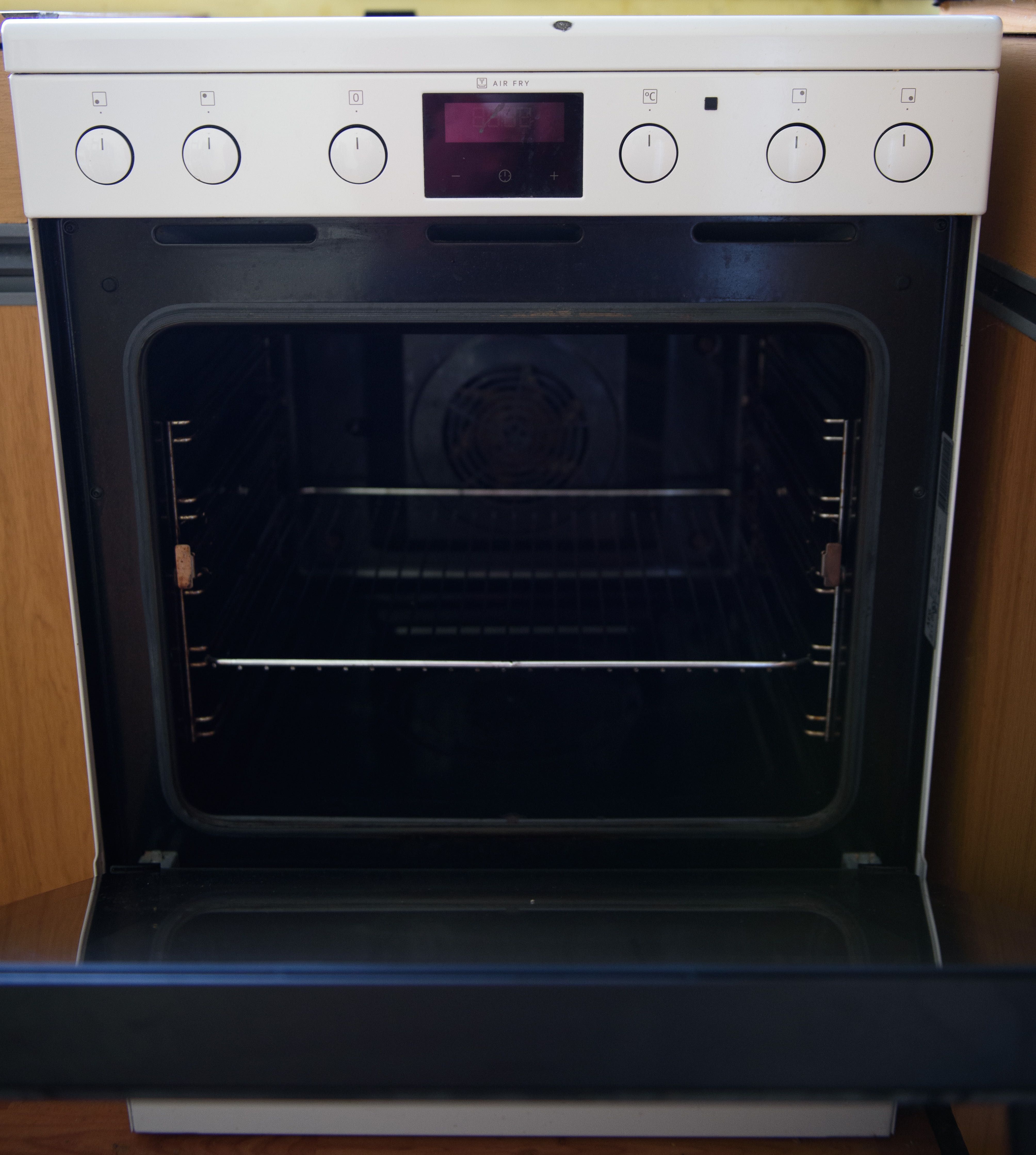 Готварска печка AEG CCB6440CBW, 60 cm