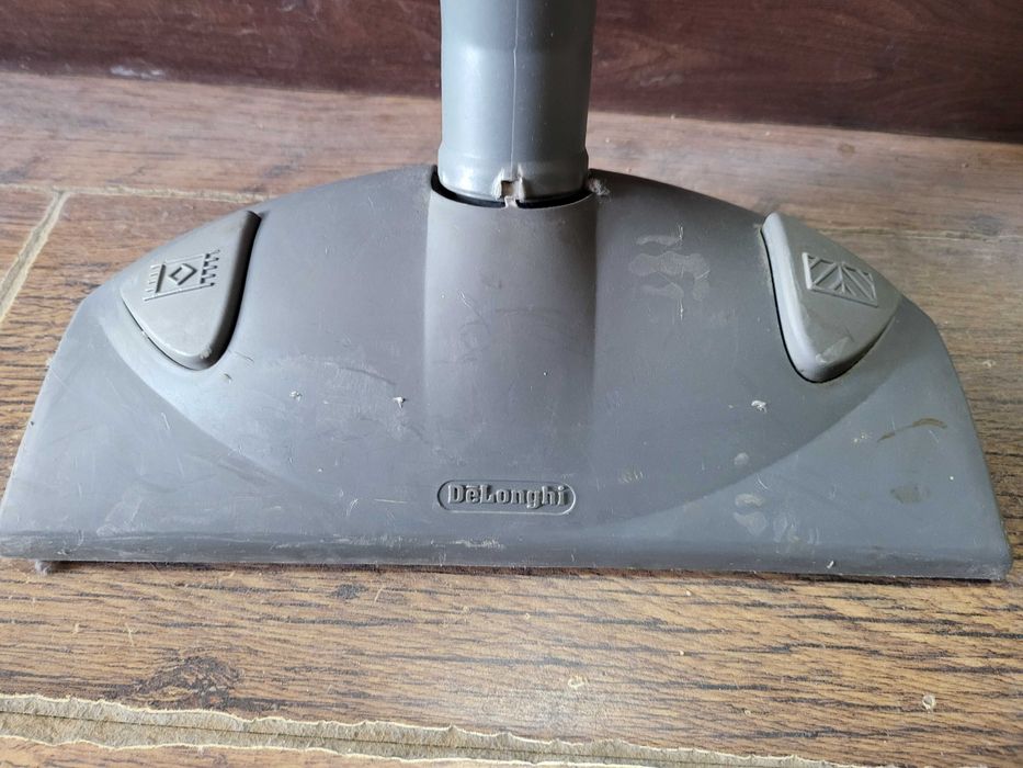 Вертикална прахосмукачка Delonghi Colombina XLF 1500 ES, 1500W