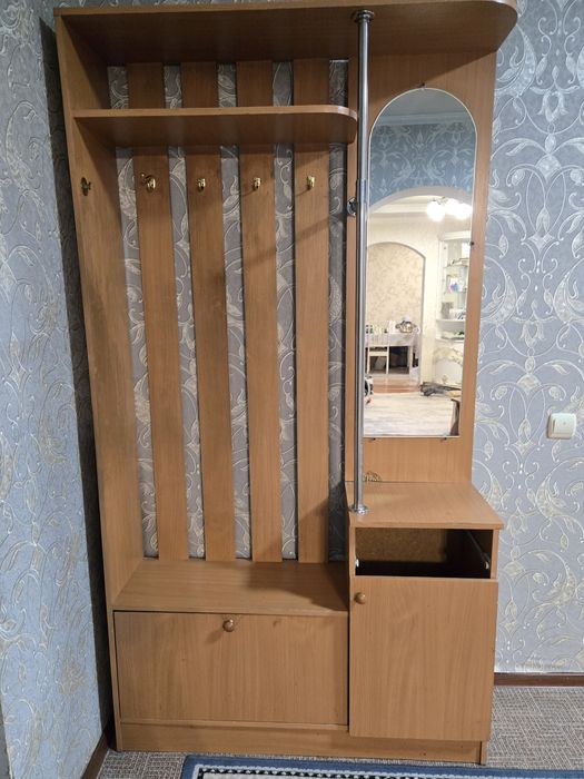Продам мебель прихожую