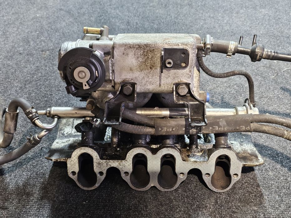 Admisie + rampa injectoare Volkswagen Golf 3 GTI / Corrado