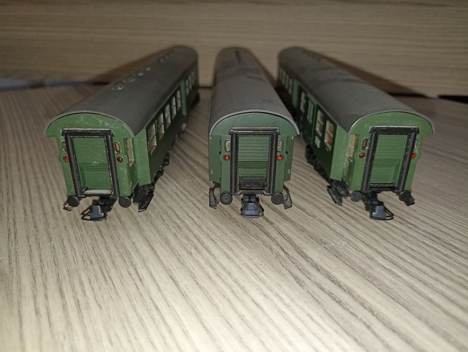 Roco vagoane de călători clasa 1-2 trenulet electric scara H0