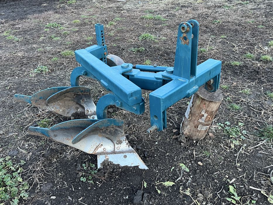 Plug cu două tulpițe