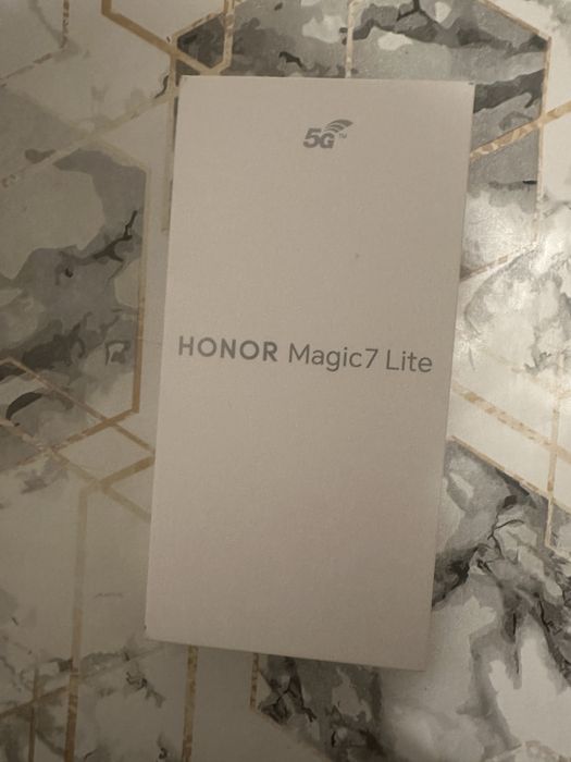 Honor Magic 7 lite
