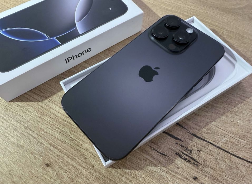 iPhone 16 Pro, 128 GB, Black Titanium, Garantie activă