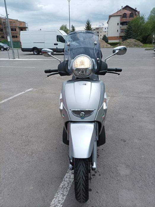 Aprilia scarabeo 500