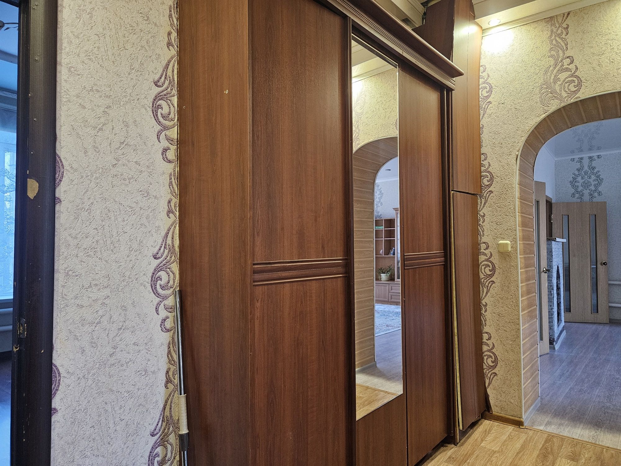 Продается 4х ком квартира на 2 этаже, 81кв.м., р-он Пугачева