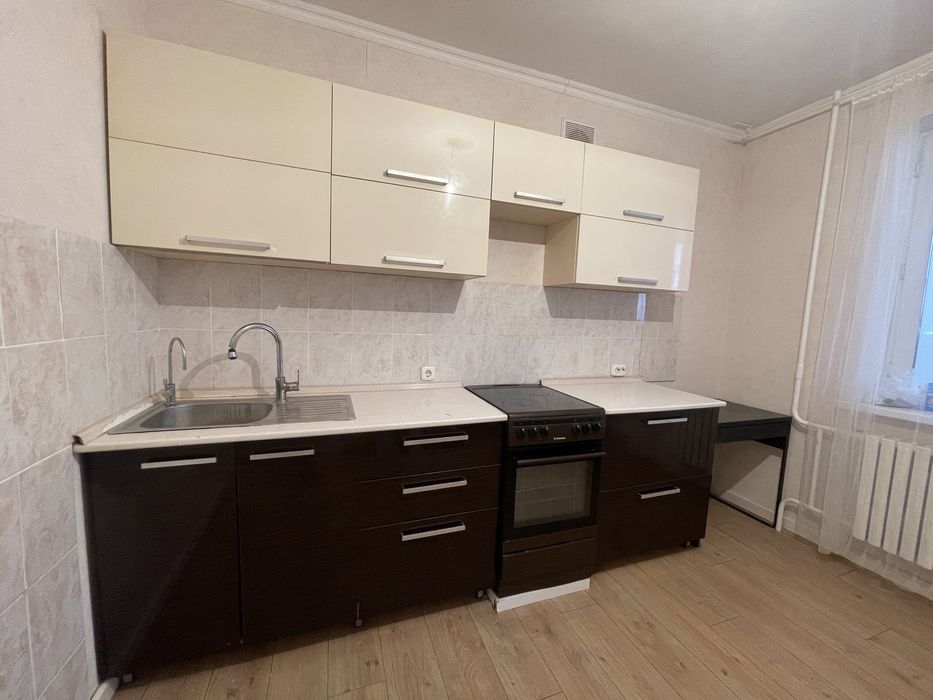 Кухонный гарнитур 2,7 м