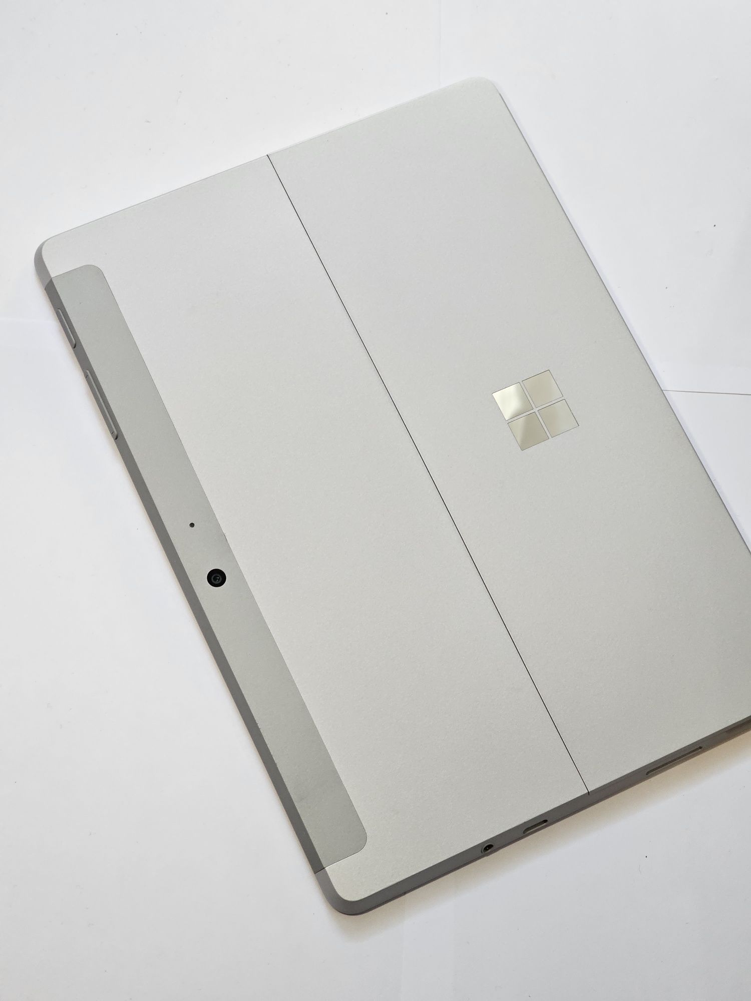 Microsoft Surface Go Intel Pentium Gold - (10", 8Go RAM 128Go SSD