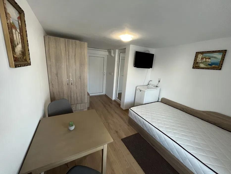 Едностаен апартамент, под наем, Окръжна болница