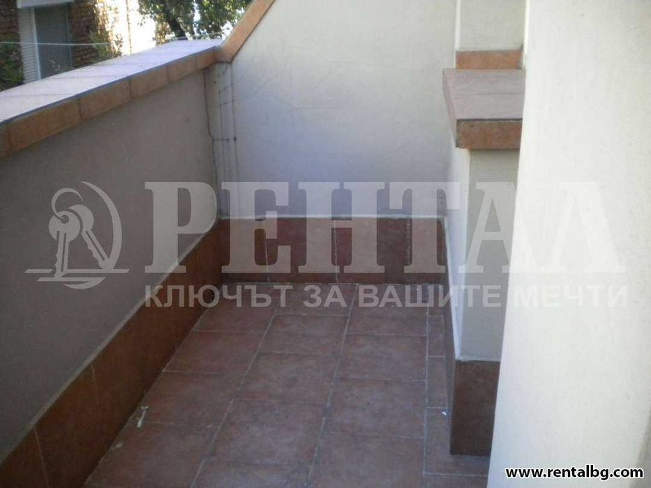 Дава се под наем Тристаен апартамент в Пловдив, Център - 85 кв.м за 459 € - Снимка #11