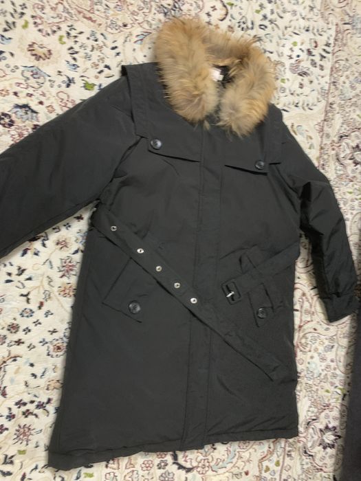 Продам женские пуховики