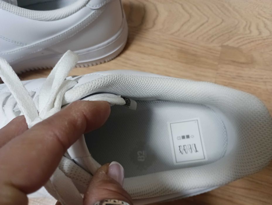 Маратонки Nike...