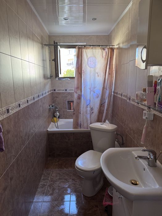 Тристаен апартамент в град Казанлък