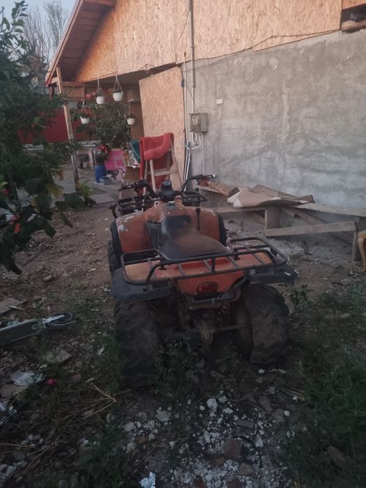 Atv 300 DEFECT!(schimb cu cross+diferenta)NU NEGOCIEZ LA PRET
